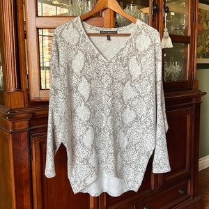 Neutral snake print WHBM tunic top